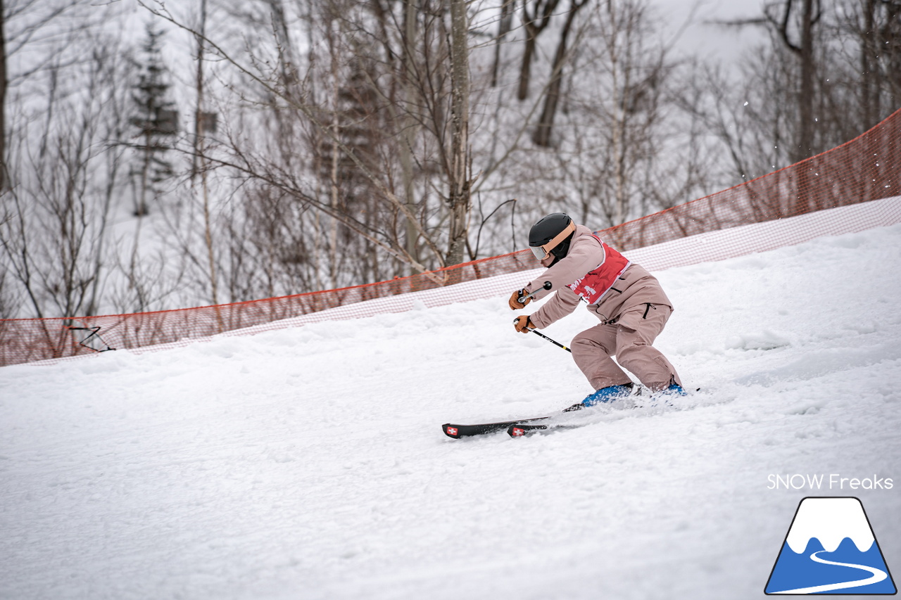 なんと約10年ぶりの「技術選」撮影?! PREMIER SKI ACADEMY presents 『2026プレミアカップ・スキー技術選』レポート！｜朝里川温泉スキー場